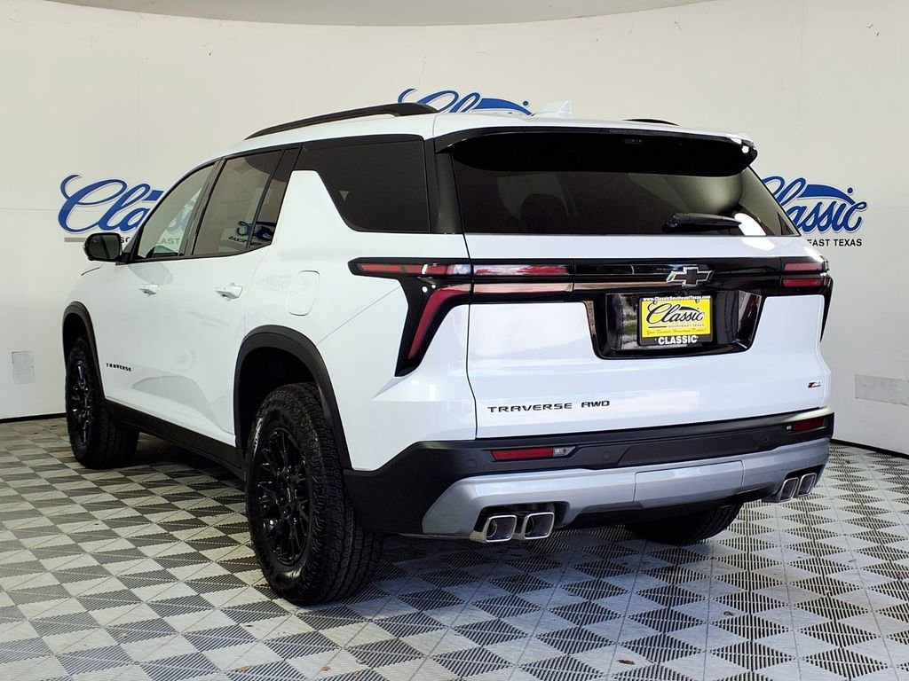 New 2026 Chevrolet Traverse Z71 w/ Driver Confidence Package AWD/4WD image 2