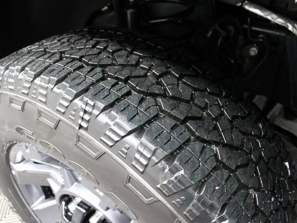 Used 2024 Ford F250 Lariat w/ Lariat Ultimate Package image 7