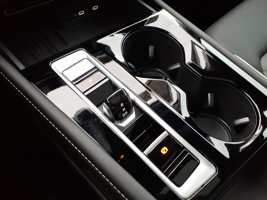 New 2026 Volkswagen Atlas SEL Premium R-Line image 22