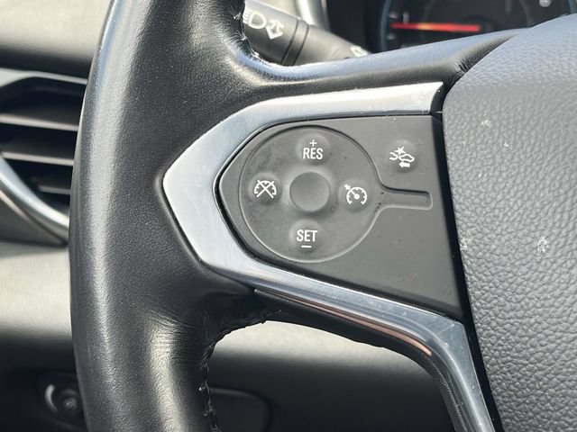 Used 2022 Chevrolet Traverse LT FWD image 28