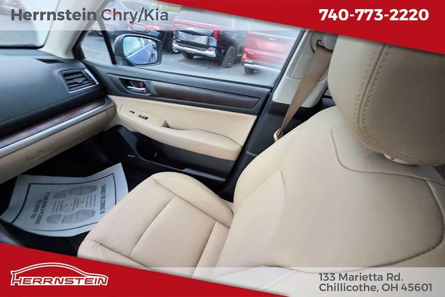 Used 2016 Subaru Outback 2.5i Limited AWD/4WD image 11