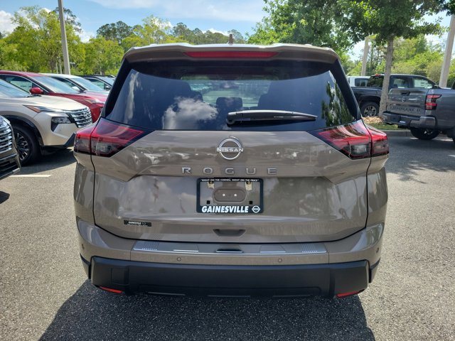 Used 2025 Nissan Rogue SV w/ SV Premium Package FWD image 7
