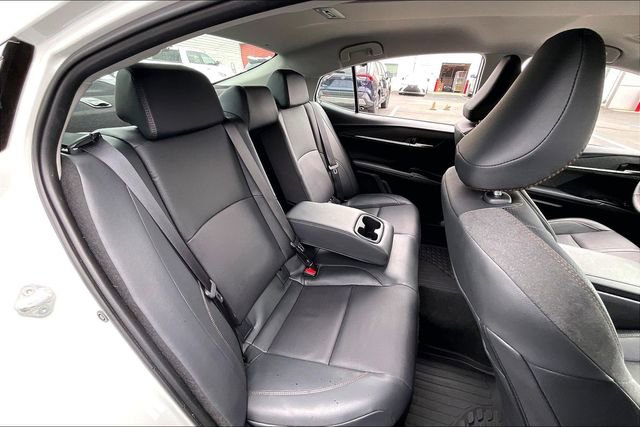 Used 2025 Toyota Camry XLE AWD/4WD image 27