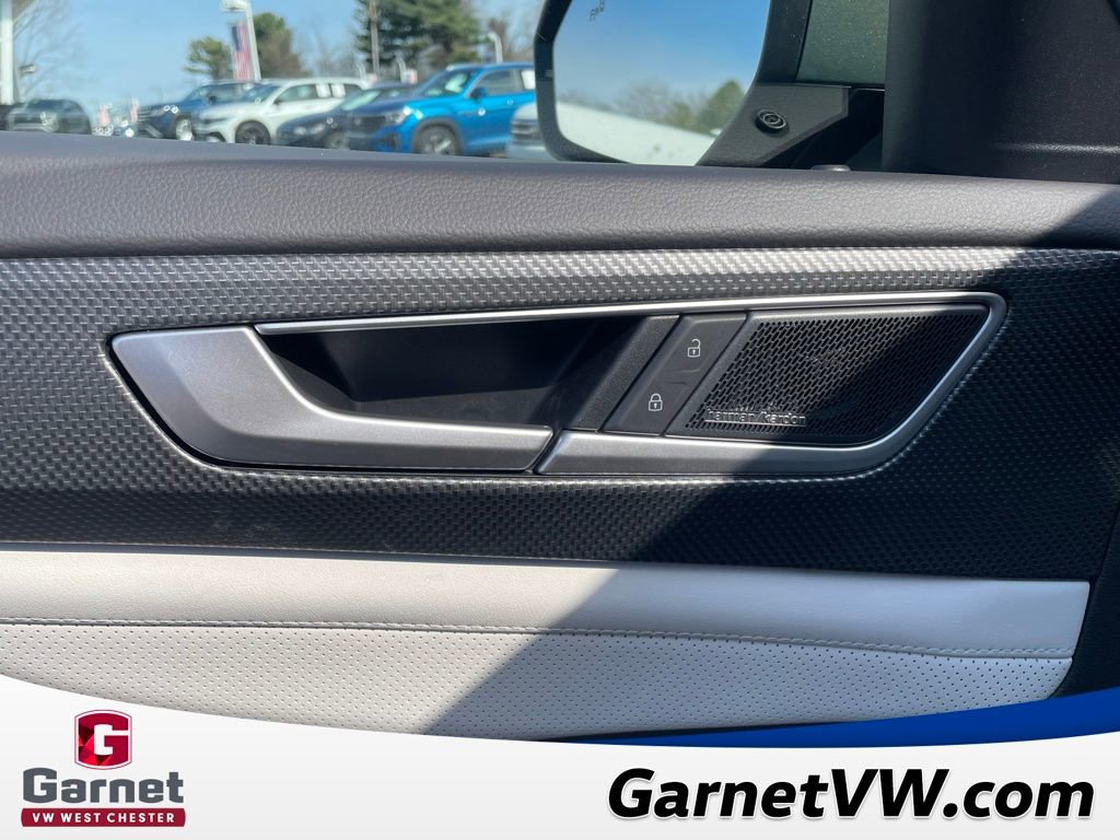 New 2026 Volkswagen Atlas Cross Sport SEL Premium R-Line image 34