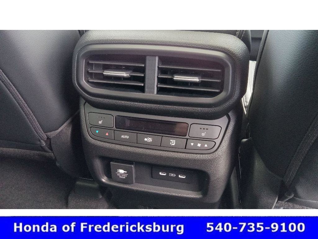 Certified 2025 Honda Pilot Elite image 32