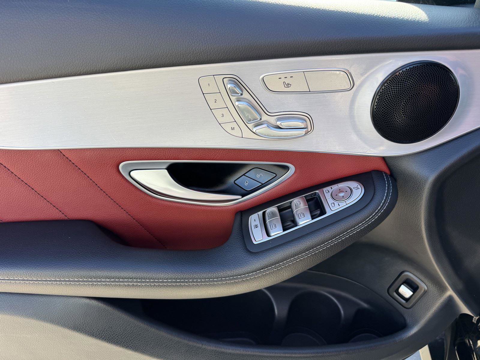 Used 2021 Mercedes-Benz GLC 300 image 15