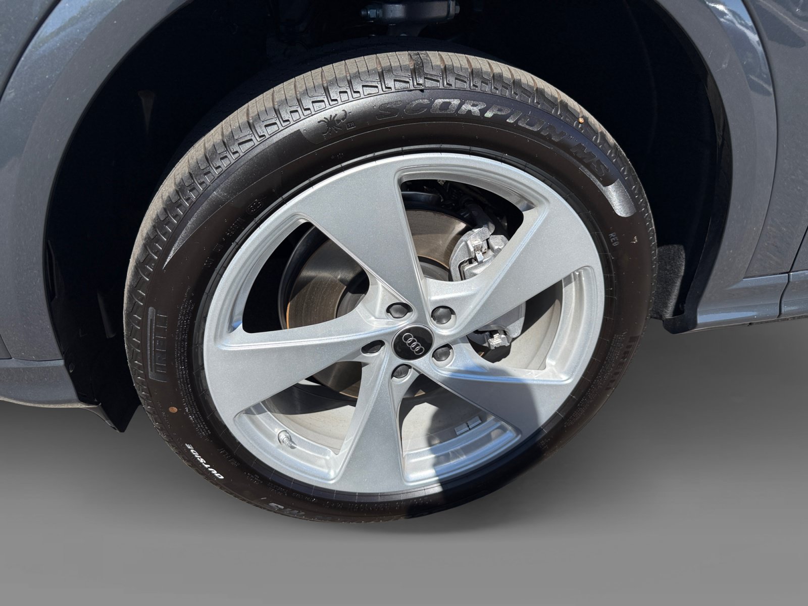 New 2026 Audi Q5 Premium Plus AWD/4WD image 9