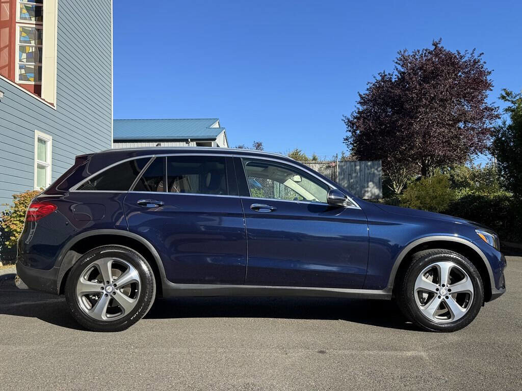 Used 2016 Mercedes-Benz GLC 300 w/ Multimedia Package image 2
