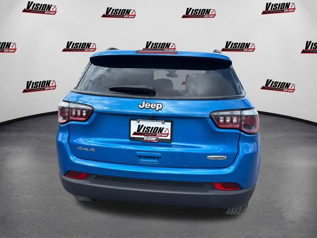 Used 2018 Jeep Compass Latitude w/ Cold Weather Group image 6