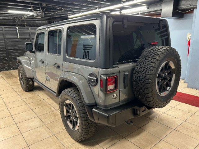 Used 2019 Jeep Wrangler Unlimited Sahara image 3