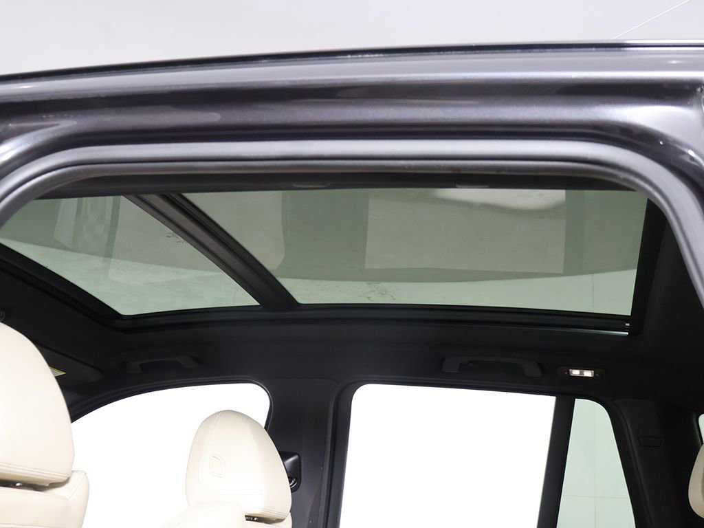 Used 2023 BMW X3 xDrive30i AWD/4WD image 17