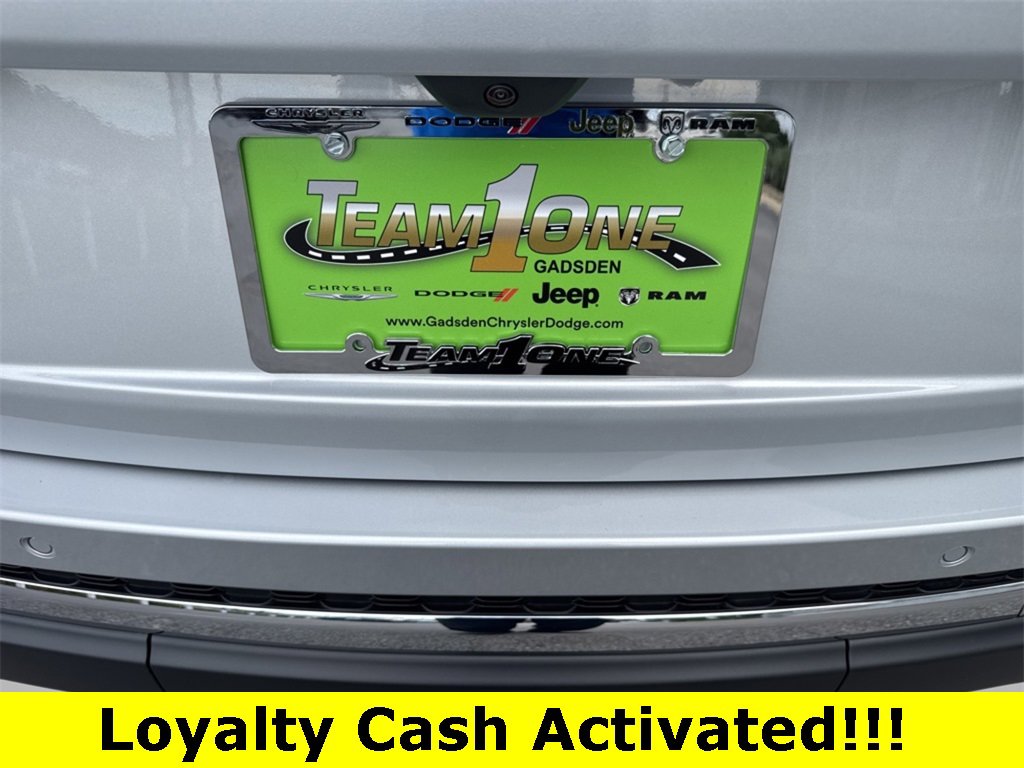 New 2025 Jeep Grand Cherokee Laredo w/ Trailer Tow Package image 29