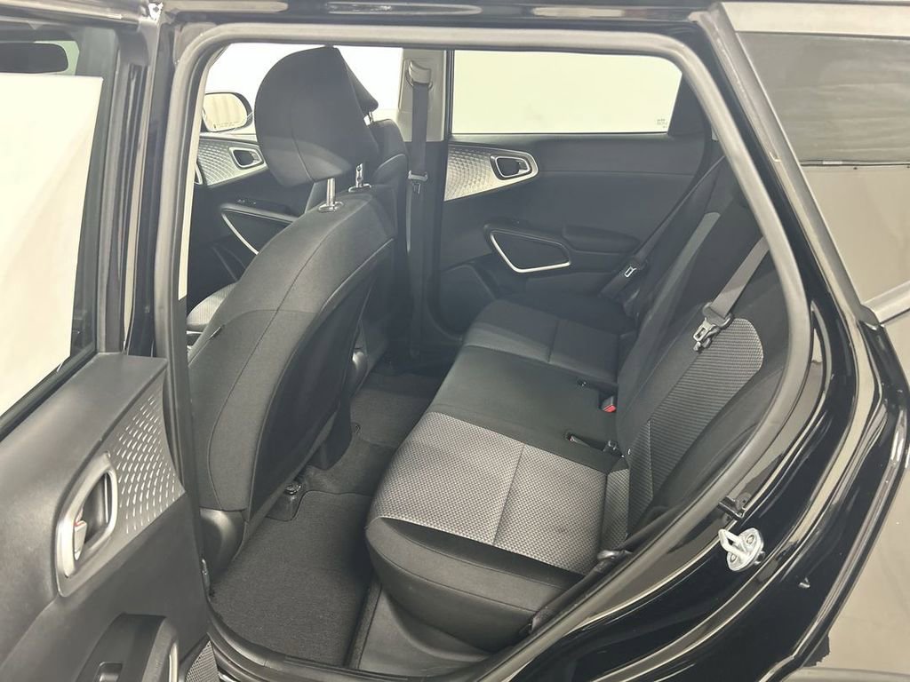 Used 2020 Kia Soul LX image 19
