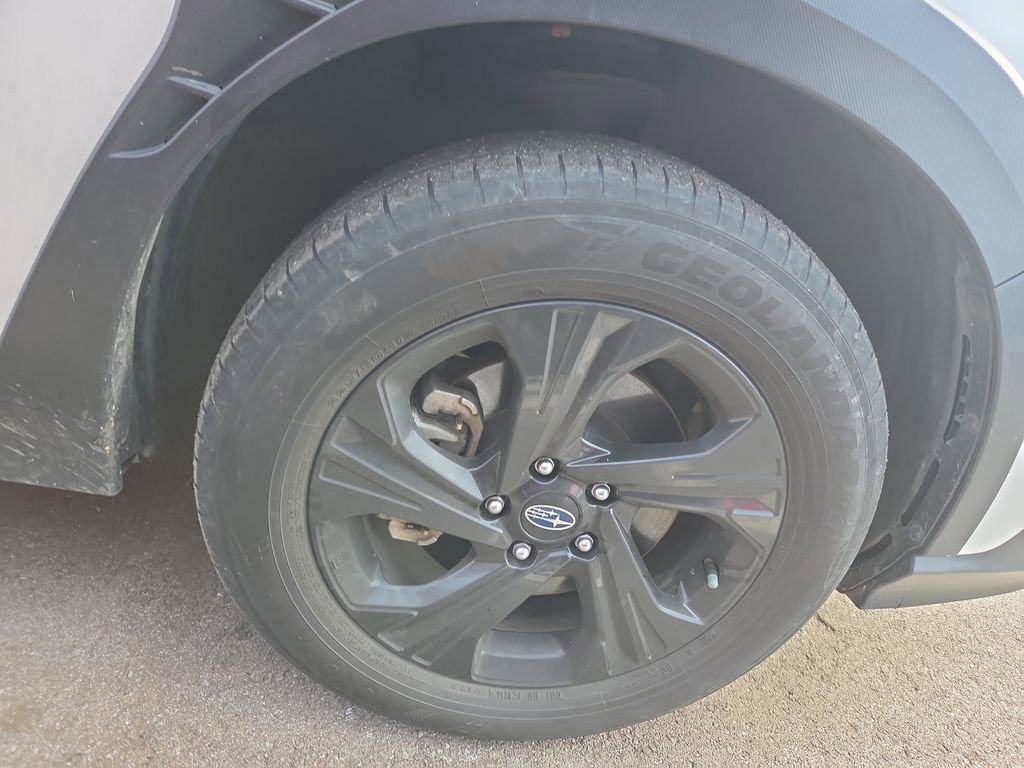 Used 2024 Subaru Crosstrek 2.0i w/ Crosstrek Mirror Package image 2