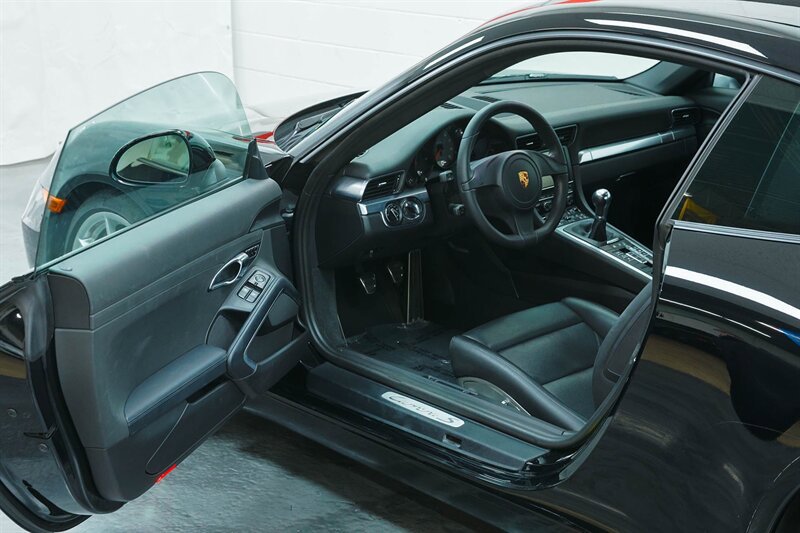 Used 2015 Porsche 911 Carrera S image 45