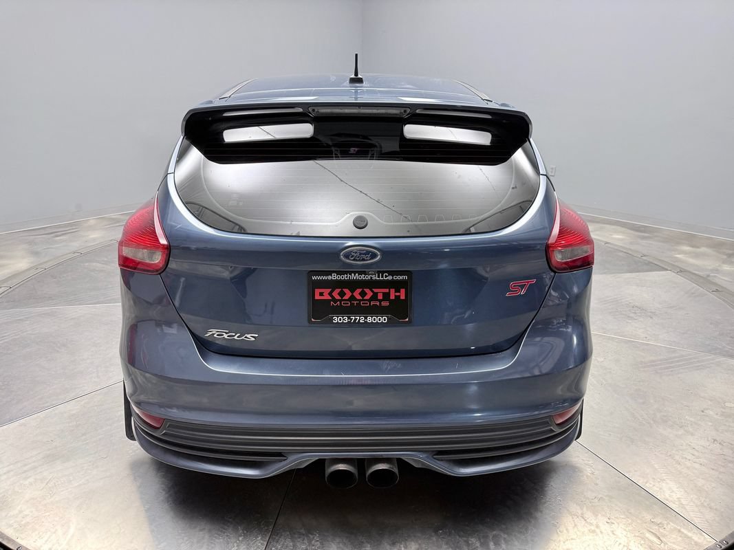 Used 2018 Ford Focus ST w/ Equipment Group 401A FWD image 6