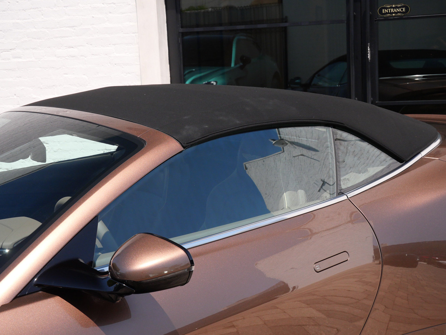New 2026 Aston Martin Vanquish Convertible RWD image 15