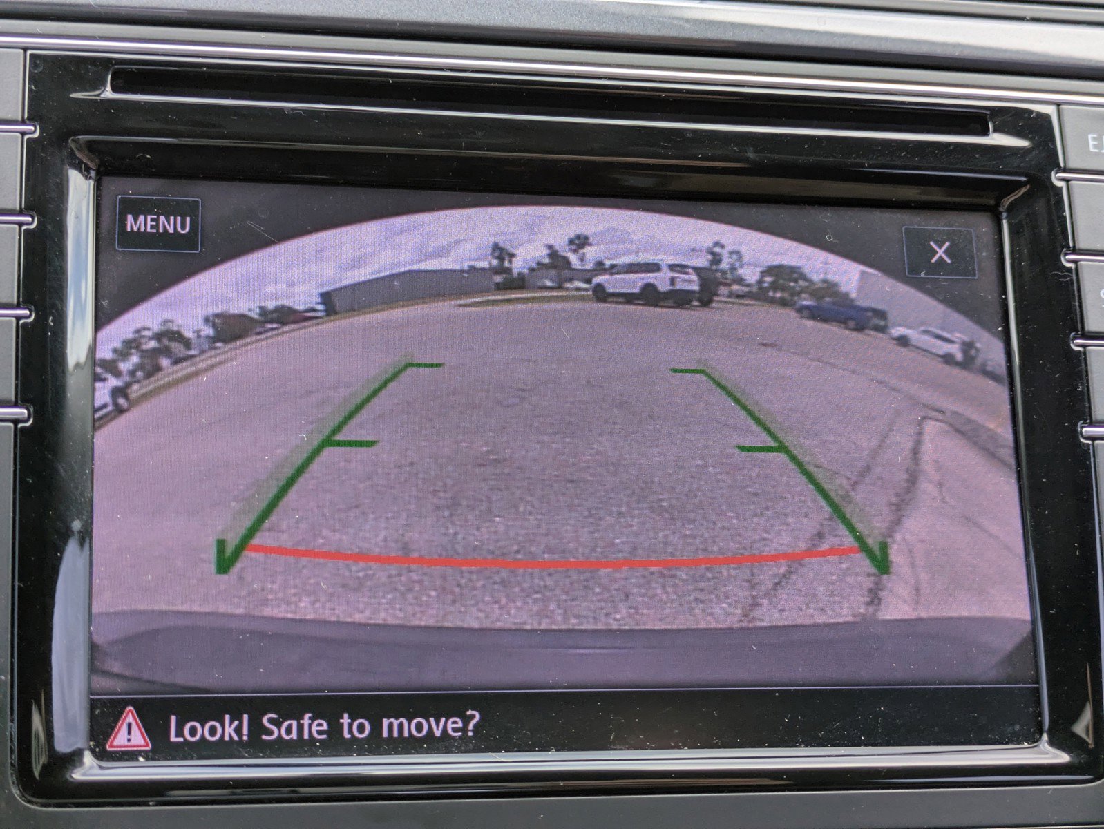 Used 2017 Volkswagen Tiguan S image 21