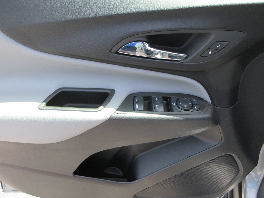 Used 2024 Chevrolet Equinox LS w/ LS Convenience Package FWD image 20