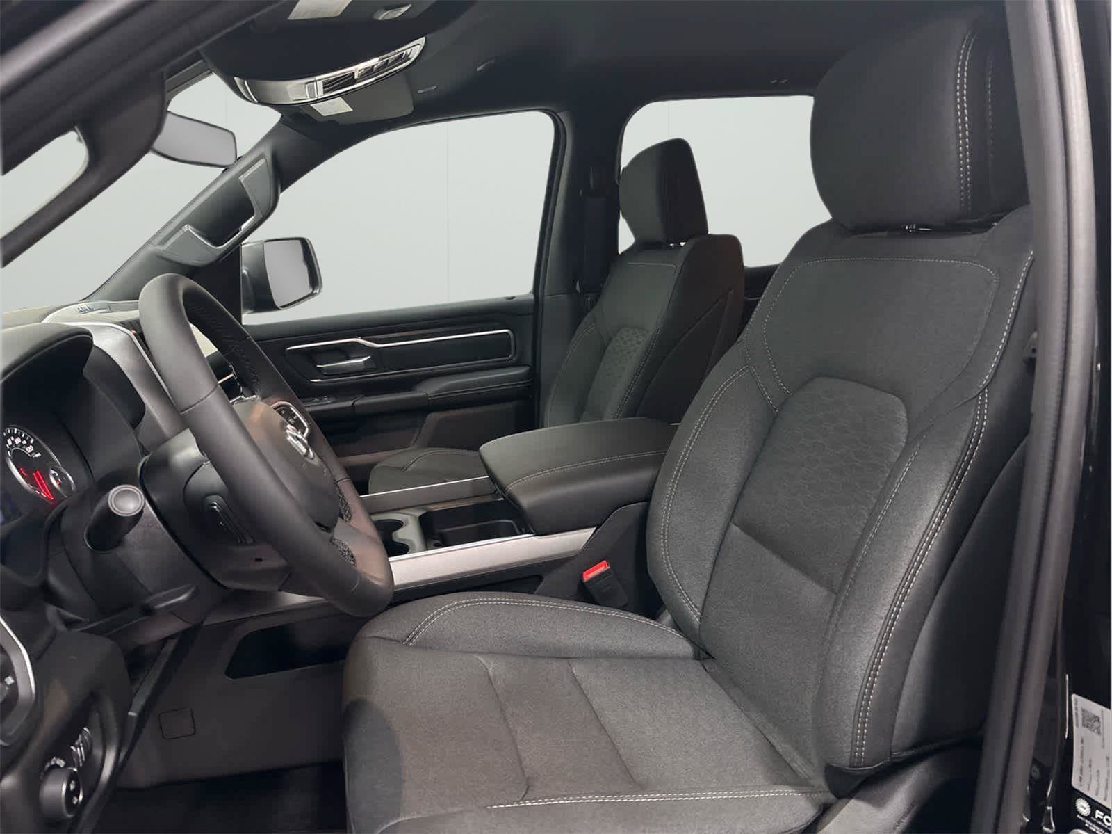 New 2026 RAM 1500 Big Horn AWD/4WD image 13