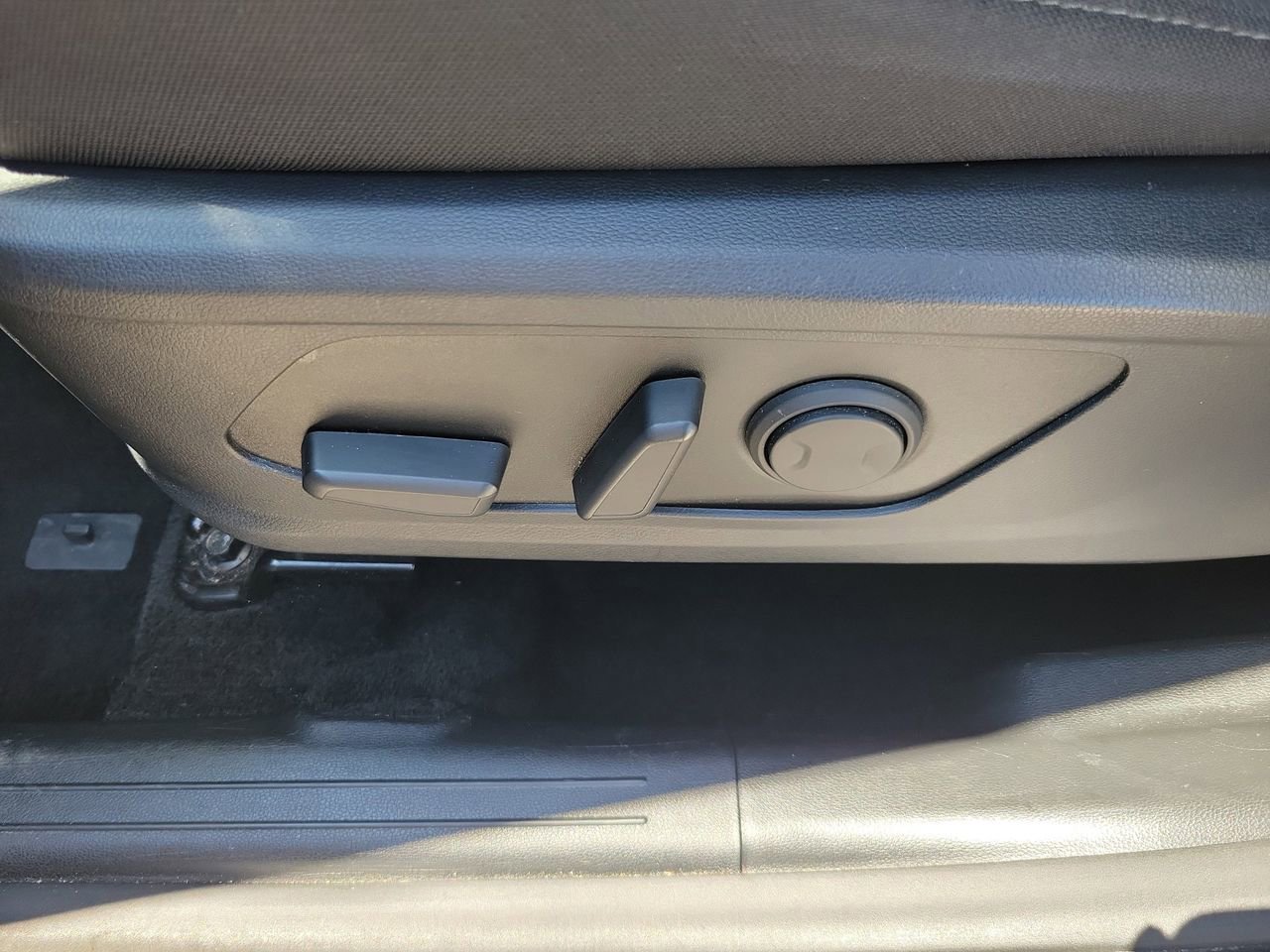 Used 2025 Hyundai Tucson SEL FWD image 17