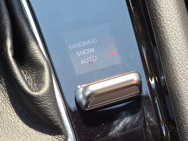 New 2026 Jeep Compass Limited w/ Sun, Sound & Navigation Group AWD/4WD image 17