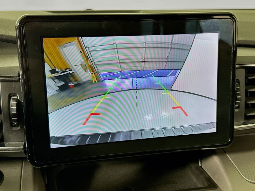 Used 2022 Ford Explorer XLT w/ Equipment Group 202A image 36