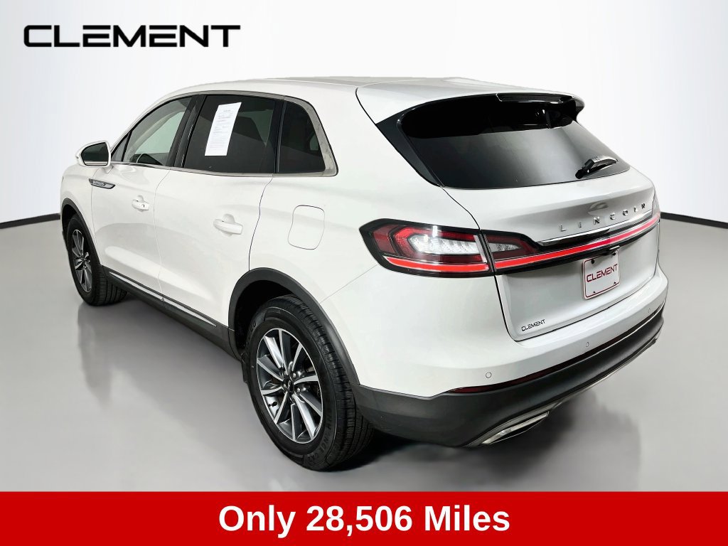 Used 2022 Lincoln Nautilus FWD image 8