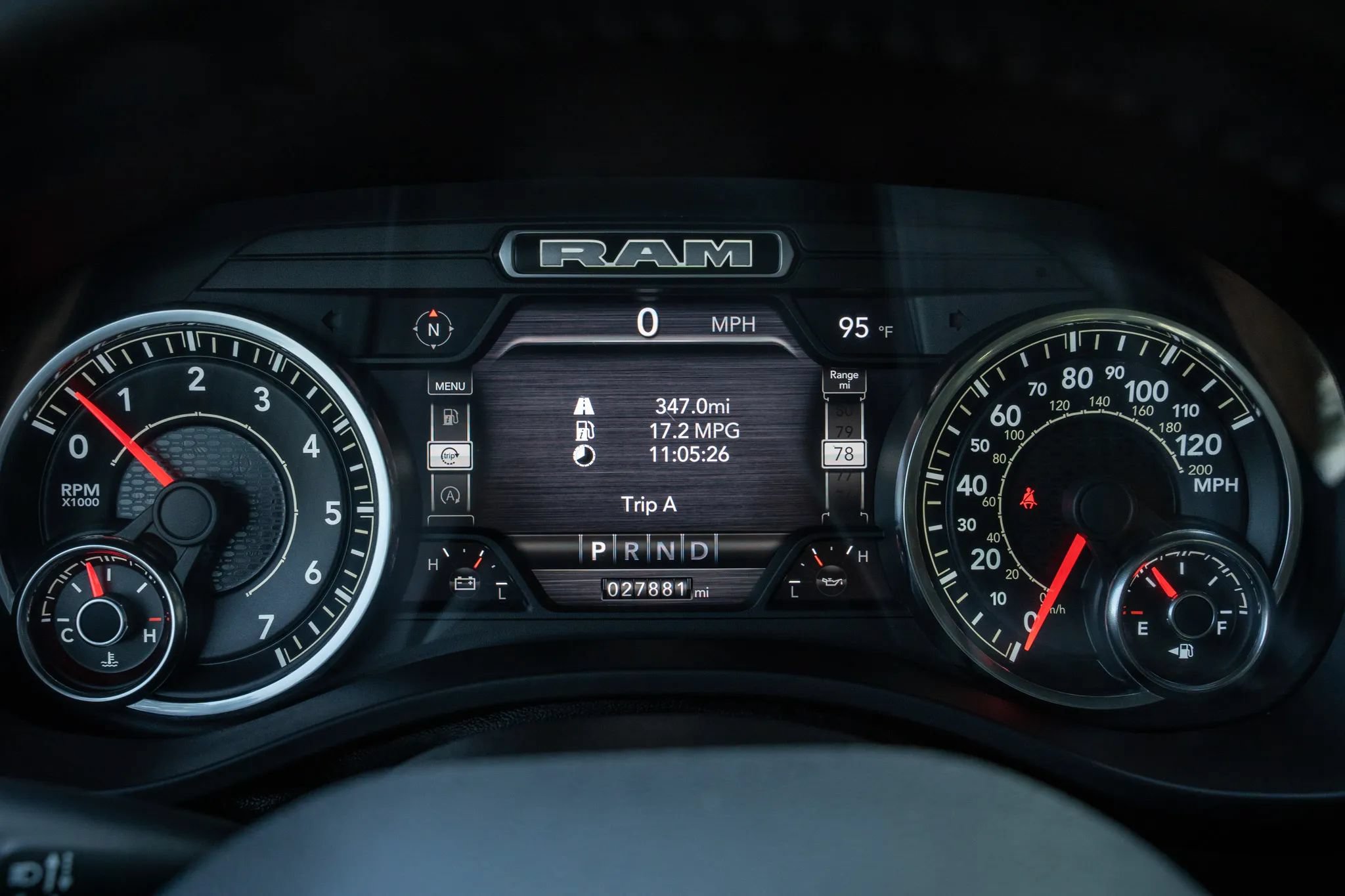 Used 2023 RAM 1500 Laramie AWD/4WD image 18
