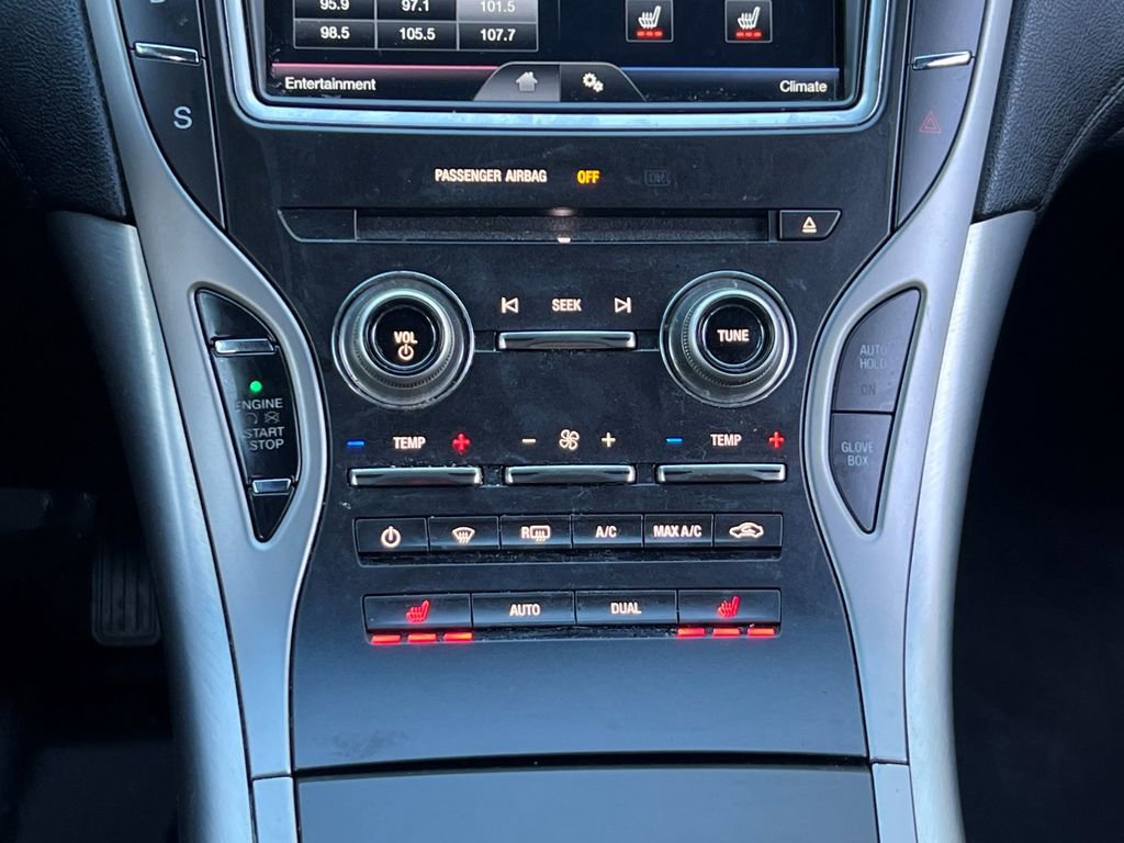 Used 2016 Lincoln MKX Premiere image 17