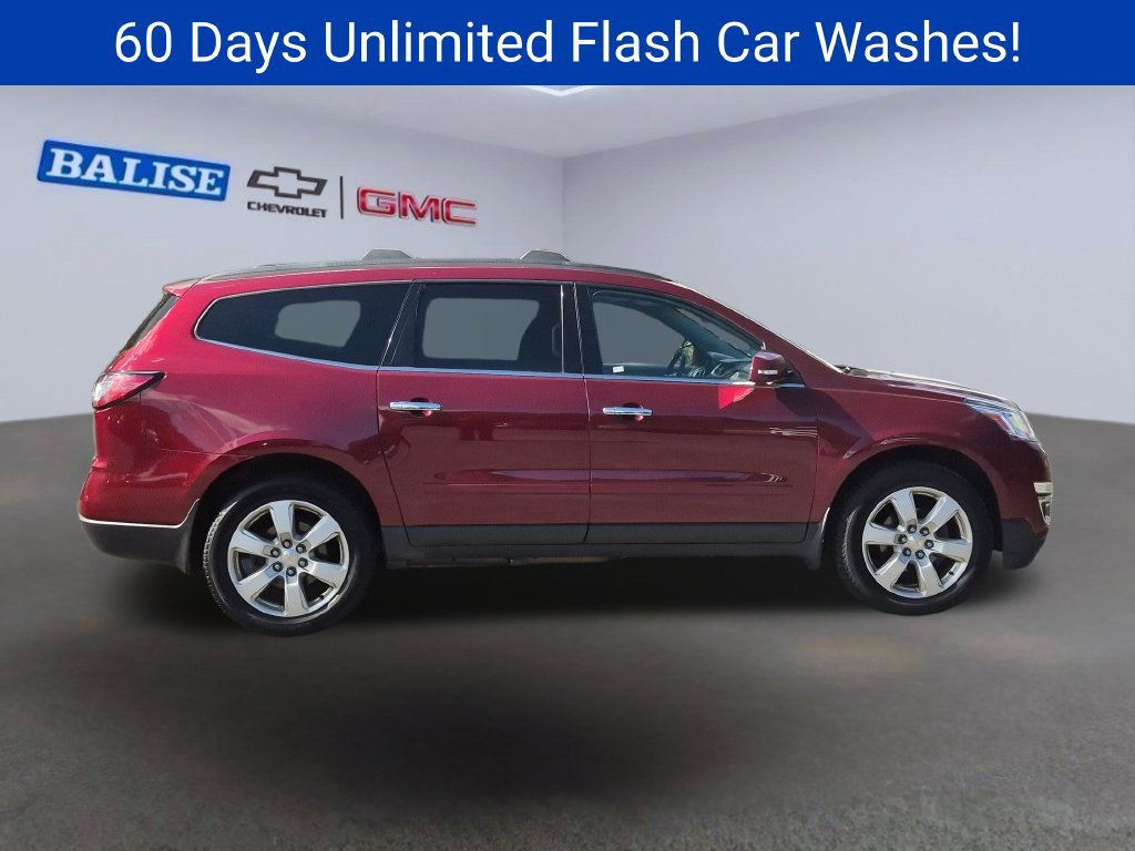 Certified 2017 Chevrolet Traverse LT w/ Style and Technology Package AWD/4WD image 3
