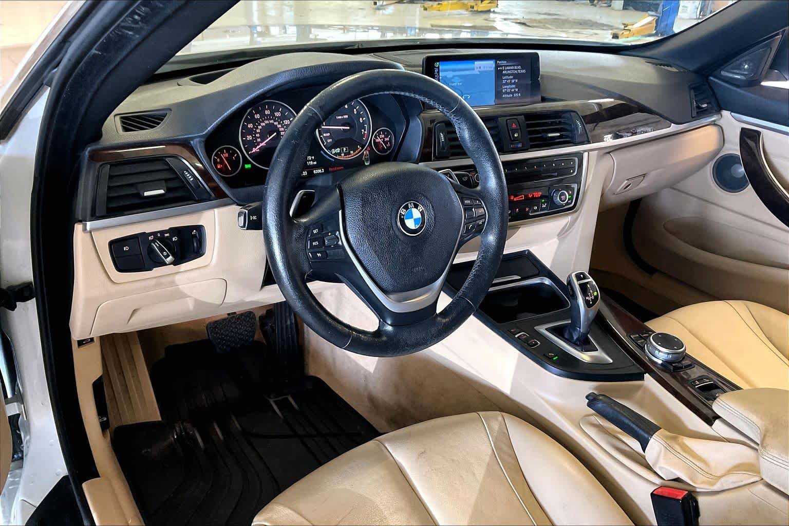 Used 2015 BMW 428i Convertible image 16