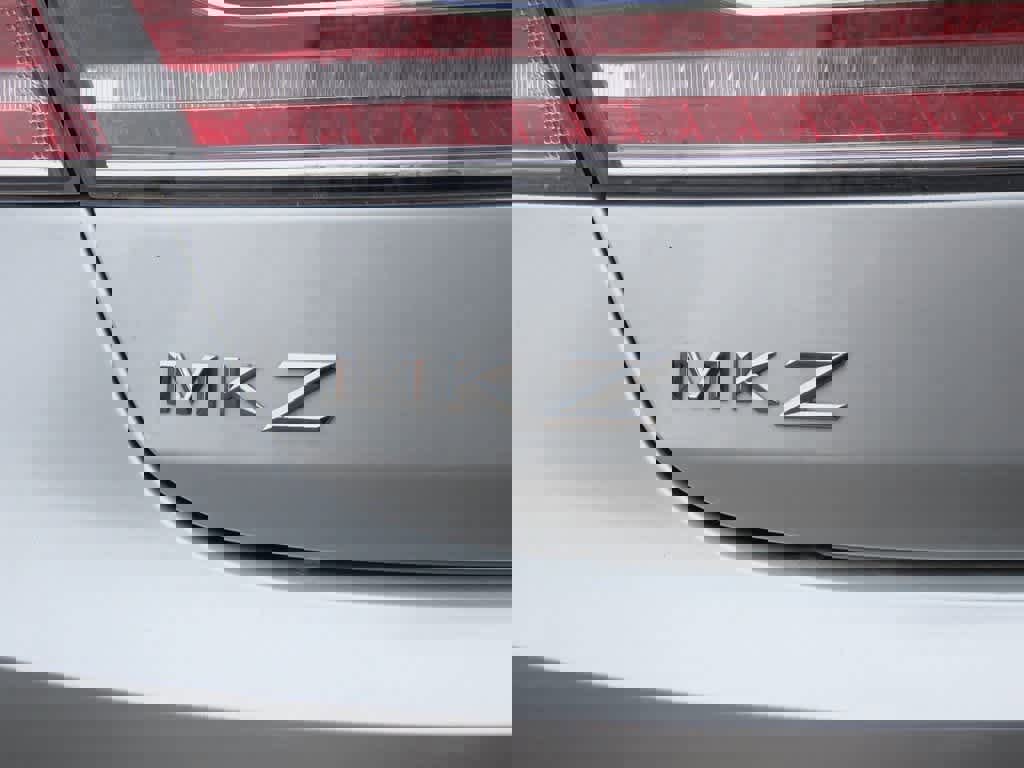 Used 2014 Lincoln MKZ AWD w/ Equipment Group 102A Reserve image 7