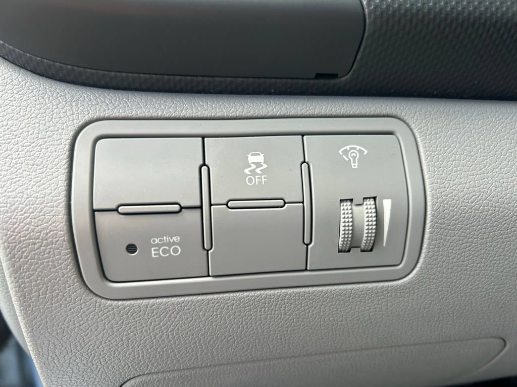 Used 2014 Hyundai Accent GS FWD image 15