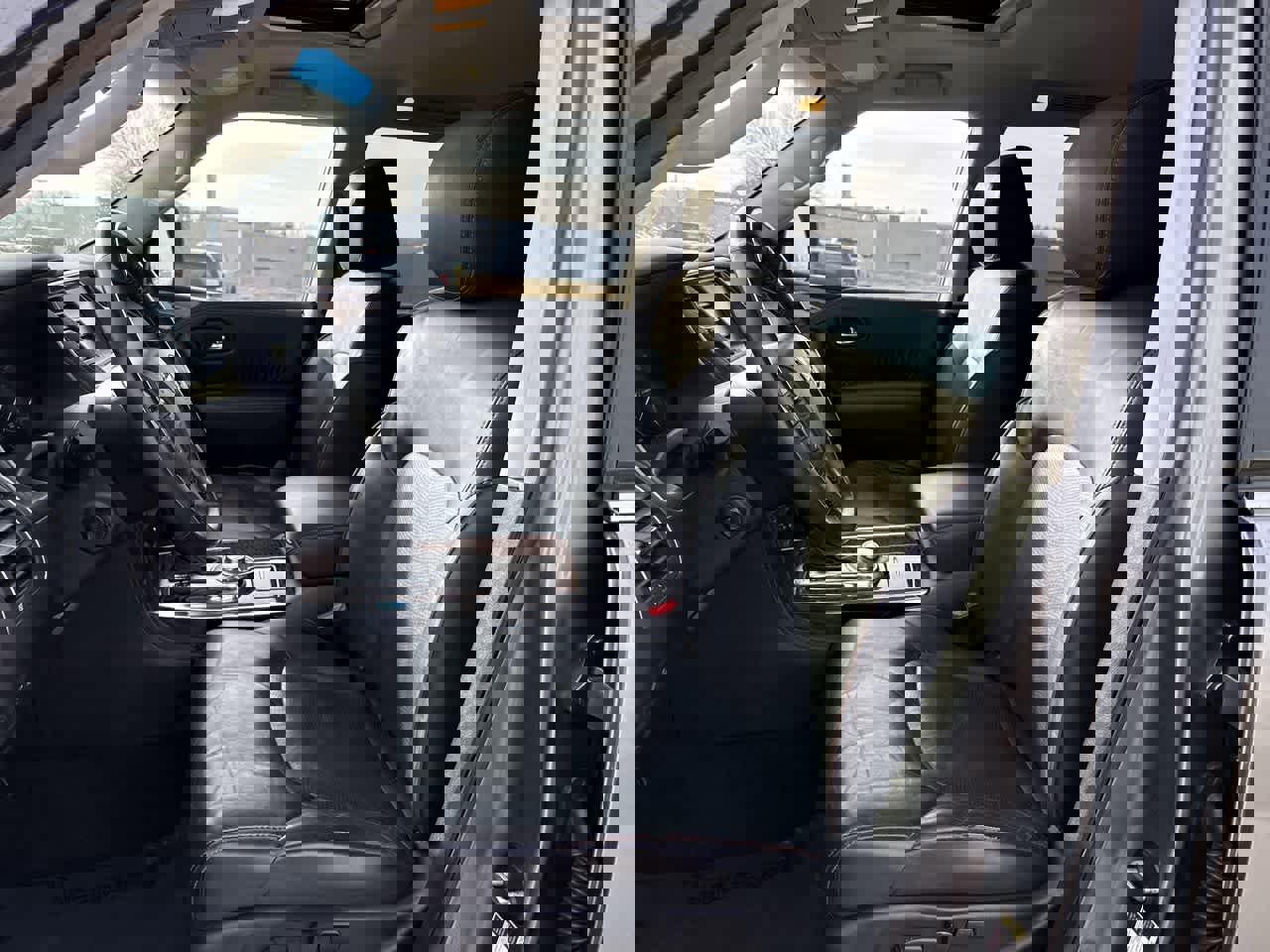 Used 2017 Nissan Armada Platinum image 15