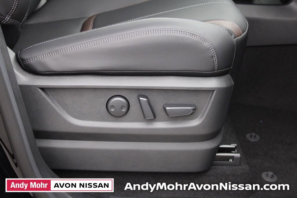 New 2026 Nissan Armada SL w/ Captain's Chari Seat Package image 15