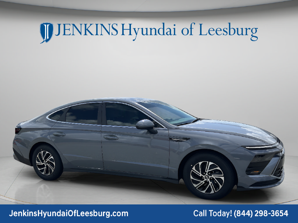 New 2026 Hyundai Sonata Blue FWD image 2