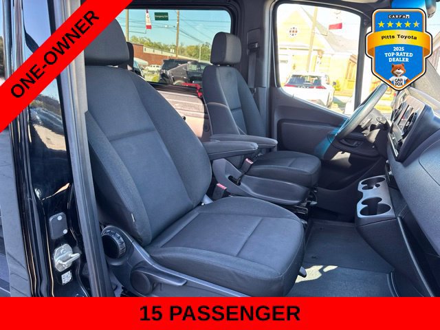Used 2019 Freightliner Sprinter 2500 RWD image 12