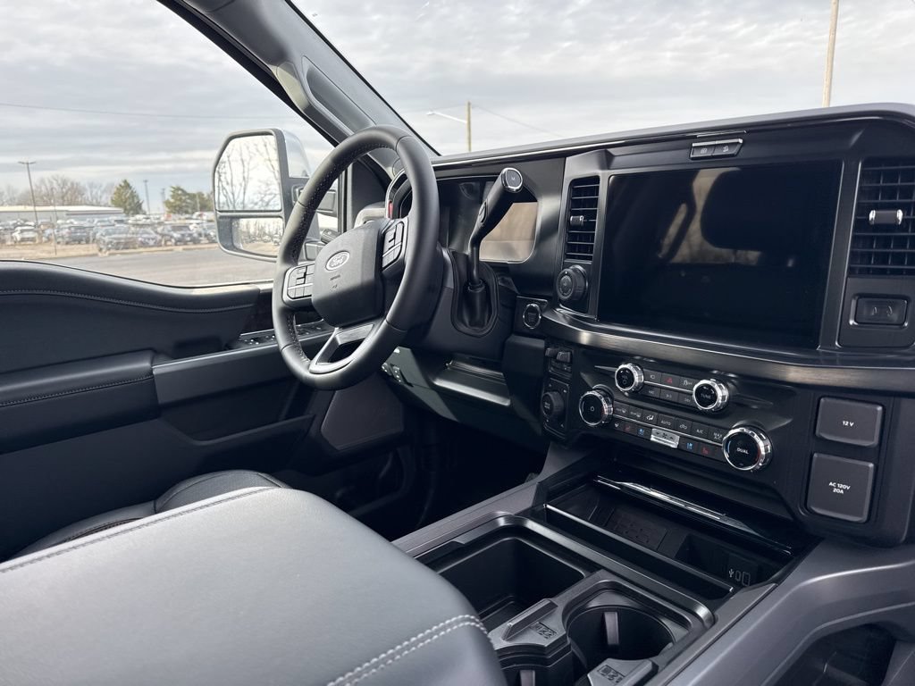 New 2026 Ford F350 Lariat w/ Lariat Ultimate Package AWD/4WD image 9
