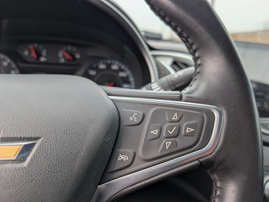 Used 2022 Chevrolet Malibu RS image 14