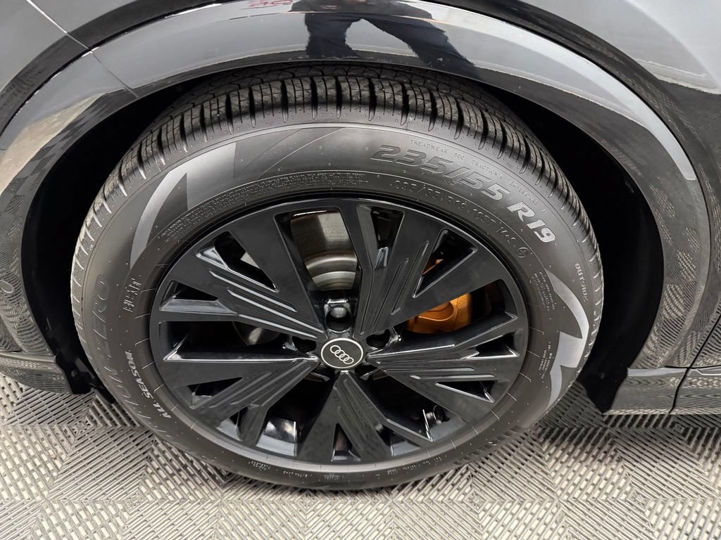 Used 2023 Audi Q4 e-tron Premium Plus RWD image 21