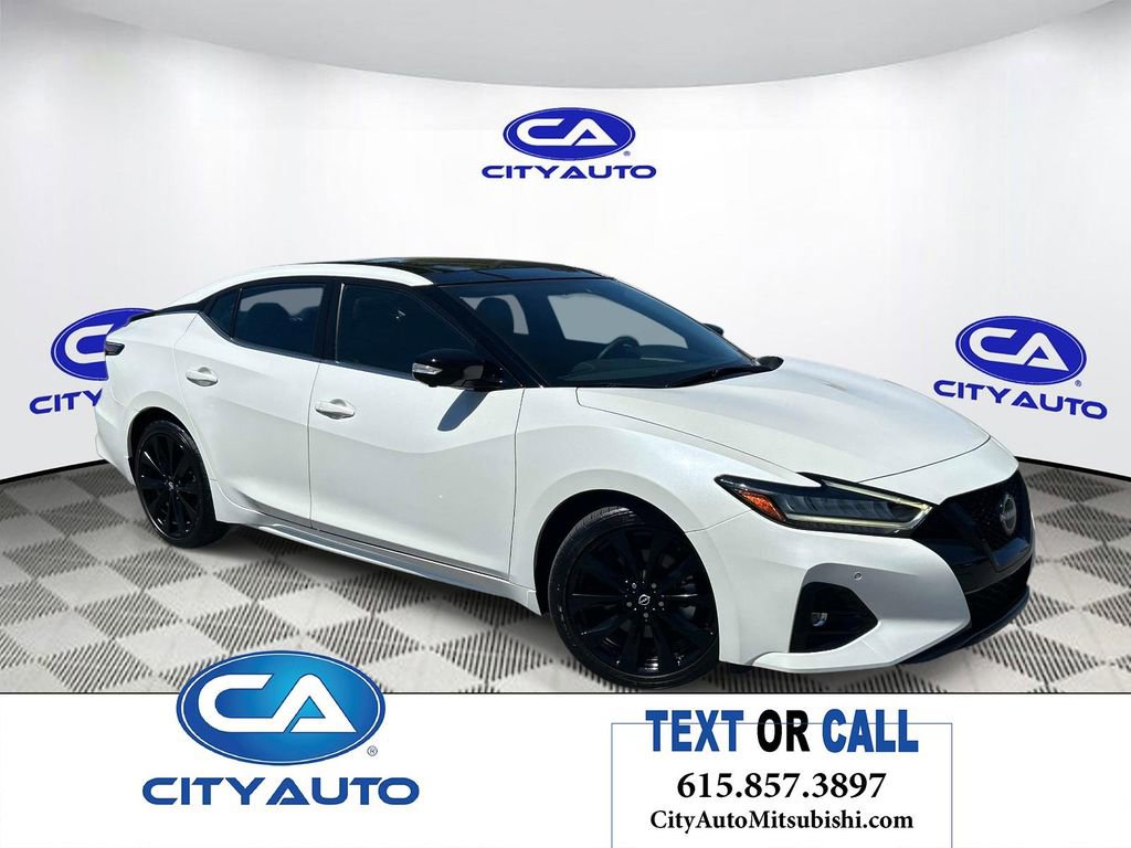 Used 2023 Nissan Maxima SR w/ Sport Mat Group FWD image 1