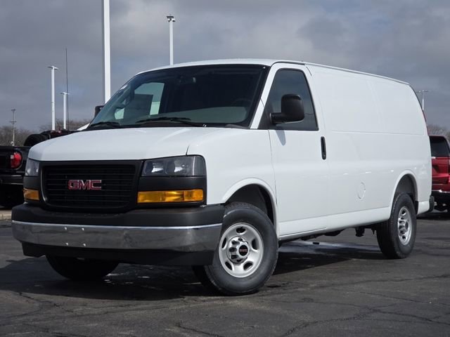 New 2026 GMC Savana 2500 w/ Driver Convenience Package RWD image 2