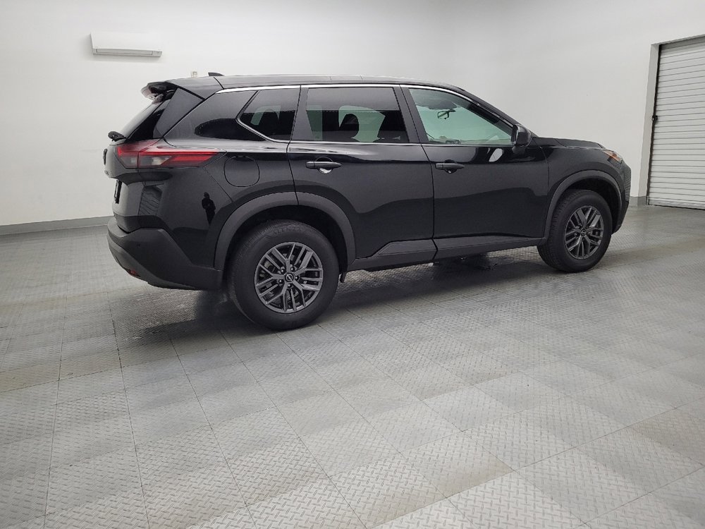 Used 2023 Nissan Rogue S image 10