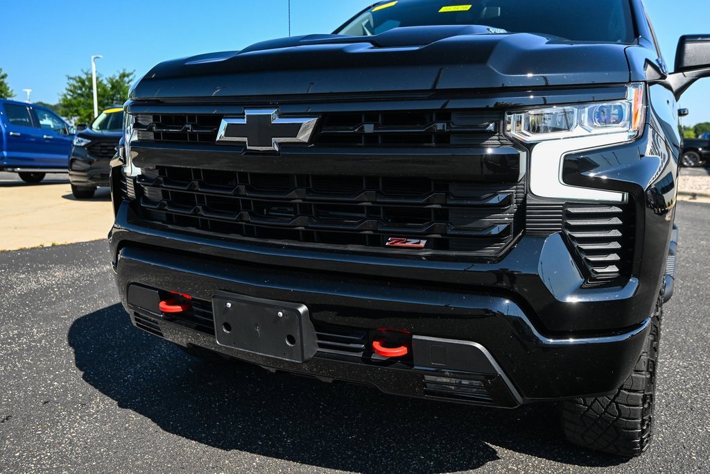 Used 2024 Chevrolet Silverado 1500 LT Trail Boss w/ Protection Package image 11