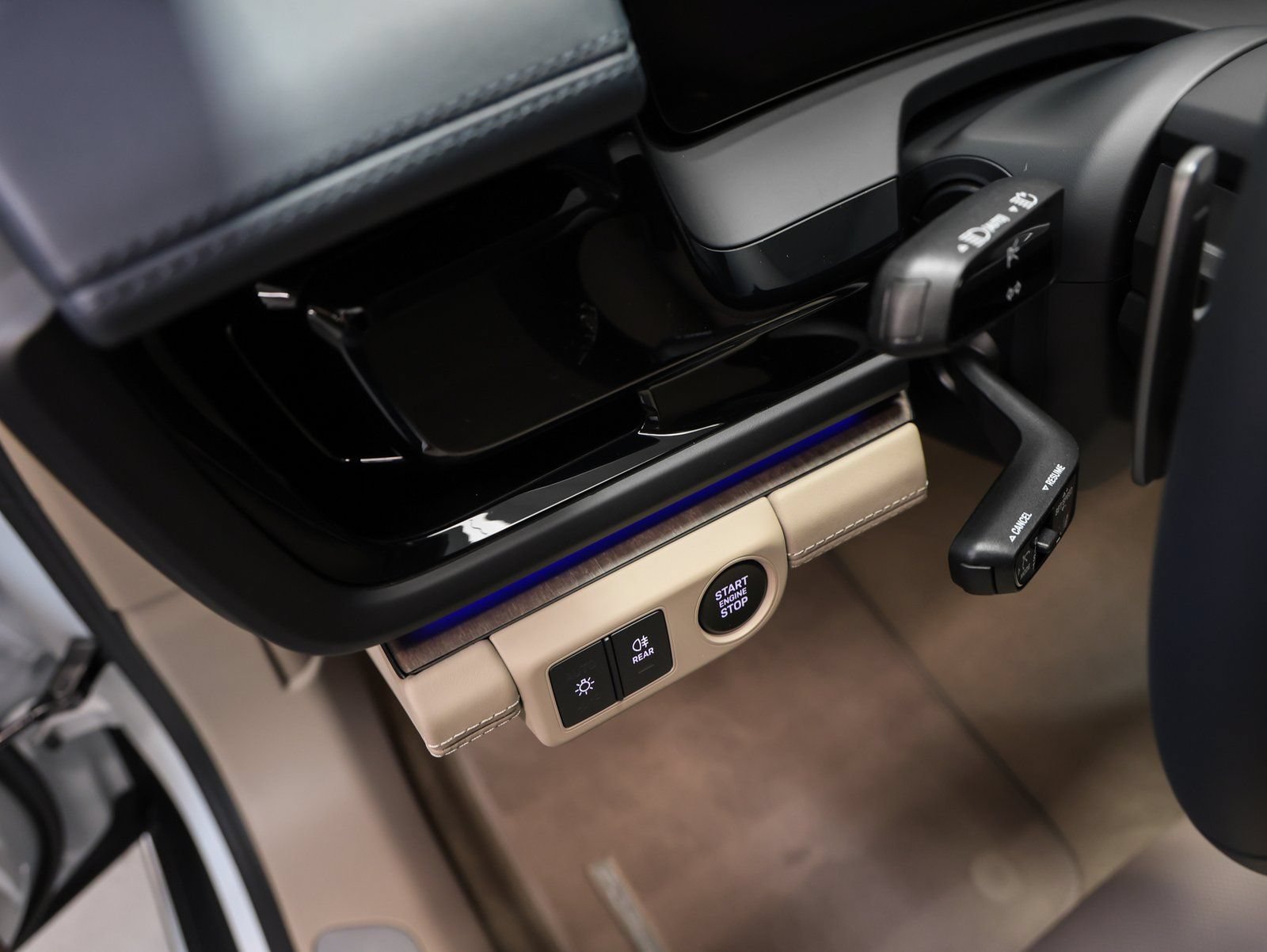 New 2026 Porsche Panamera 4 AWD/4WD image 35