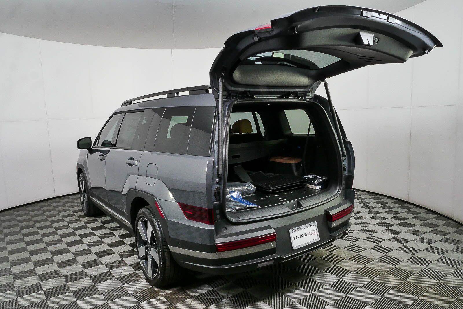 New 2026 Hyundai Santa Fe Limited FWD image 33