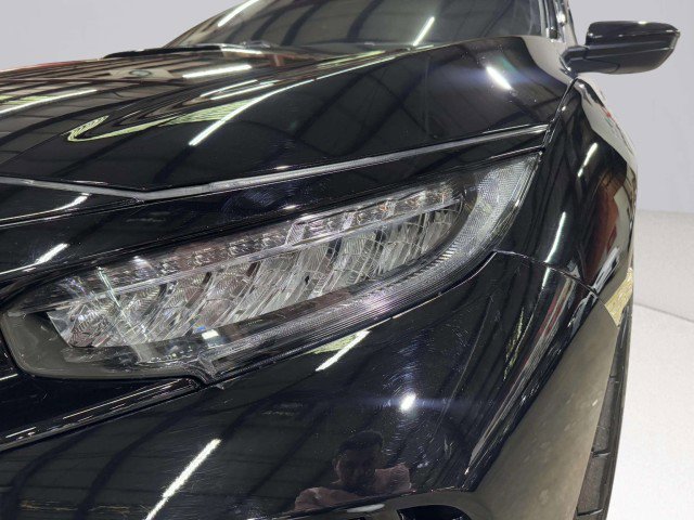 Used 2017 Honda Civic Type R image 10