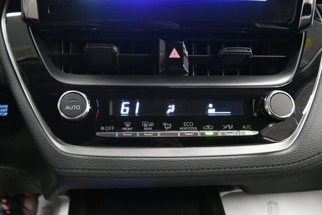 Certified 2026 Toyota Corolla Cross LE FWD image 16