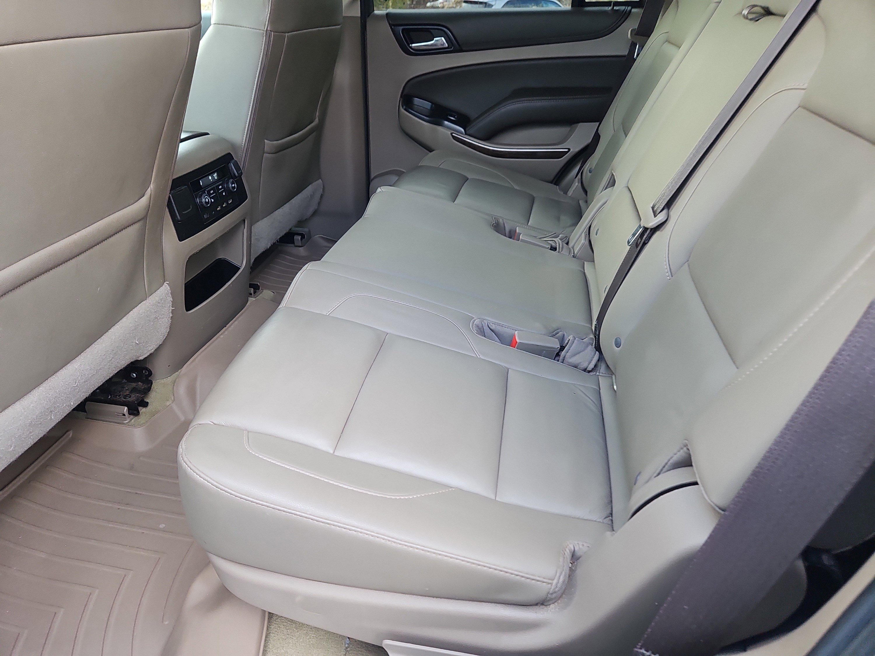 Used 2017 Chevrolet Tahoe LT image 38